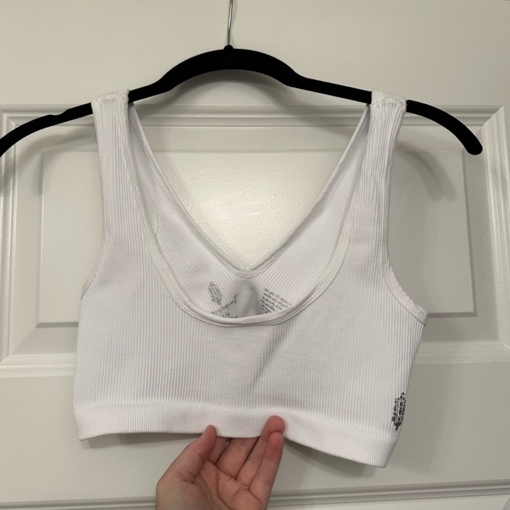 FP Movement Happiness Runs Scoop Neck White Cropped Stretchy Tank L/XL